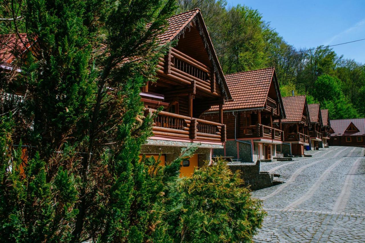 Hotel Toursit Complex Polyana Kvasova Zewnętrze zdjęcie