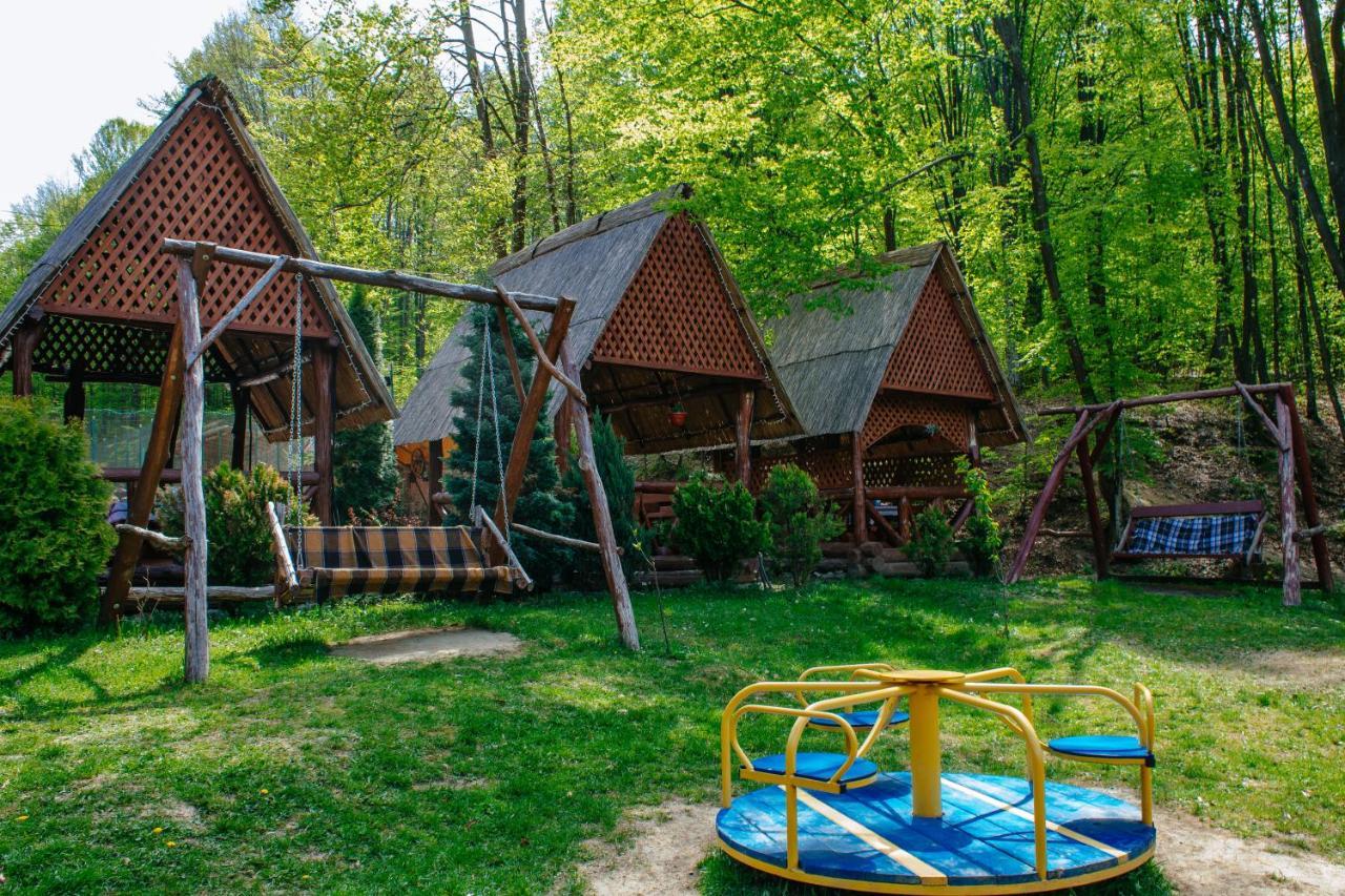 Hotel Toursit Complex Polyana Kvasova Zewnętrze zdjęcie