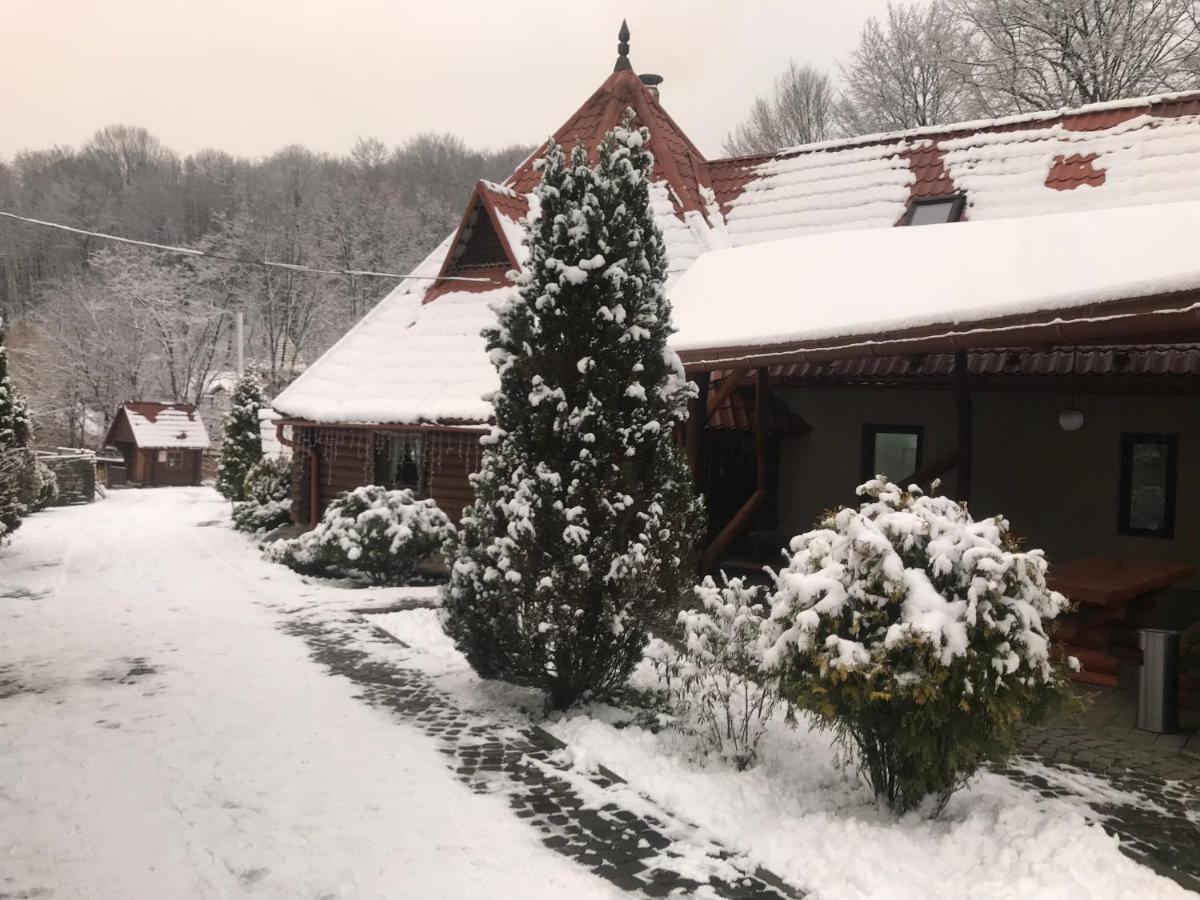 Hotel Toursit Complex Polyana Kvasova Zewnętrze zdjęcie